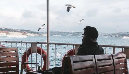 世界杯高清比赛观看平台-中国女足队员张琳艳：亚洲杯才打一半 淘汰赛争取做更好